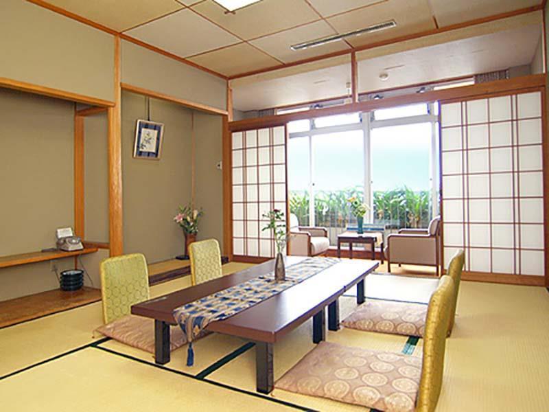 Kada Onsen Kada Kaigetsu 3*